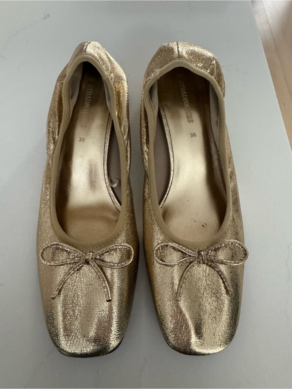 stradivarius Metallic Gold Ballet kitten heels with Bow